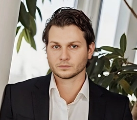 Christopher Hnatko